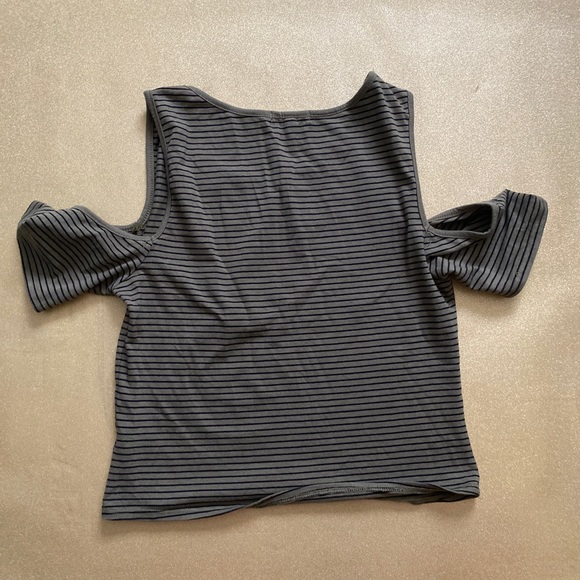 Olive Green Striped Open-Shoulder Crop Top - Picture 2 of 3